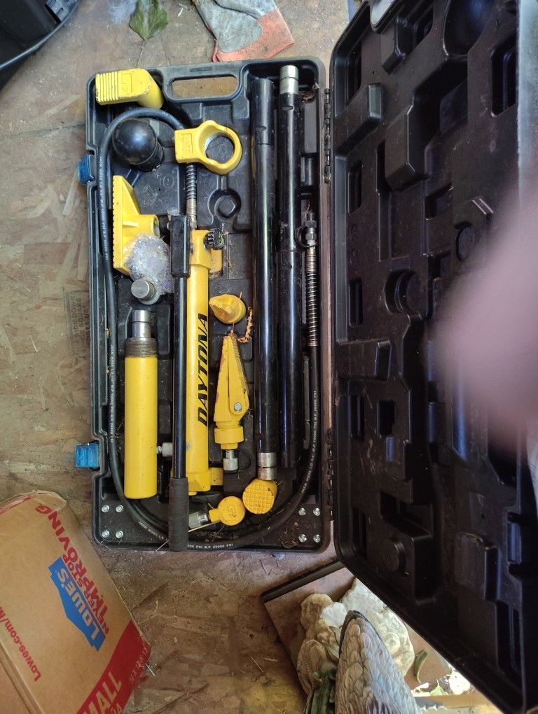 10 Ton Portable Body Repair Kit