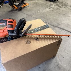 Corded Black and Dual Action Hedger Edge Trimmer