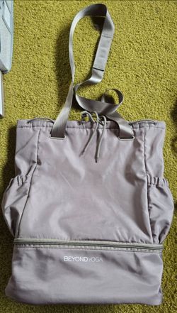 Beyond Yoga Tote Bag Gray Athletic Gym Travel Carryall
