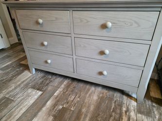 Rooms 2 Go Nursery Set