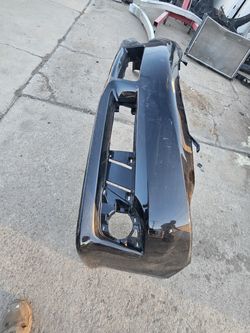 Toyota Camry Se front bumper Oem