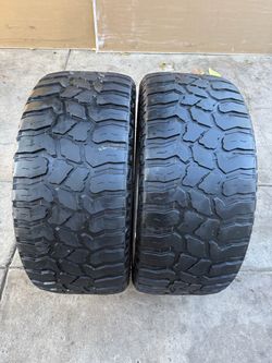 2 tires 35/12.50/24 mileking
