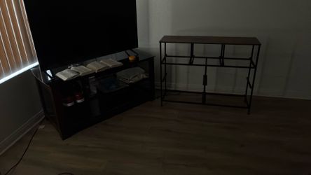 Tv stand
