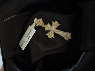 Cross Pendant - Natural Diamonds