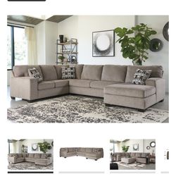 Ballinasloe Platinum 3-Piece Sectional with Chaise