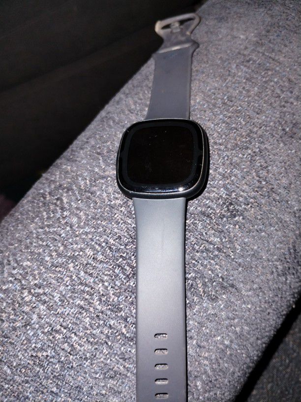 Fitbit Smartwatch sense 2 Brand Spanking New