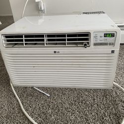Air Conditioner LG 11800btu 115 Volt 