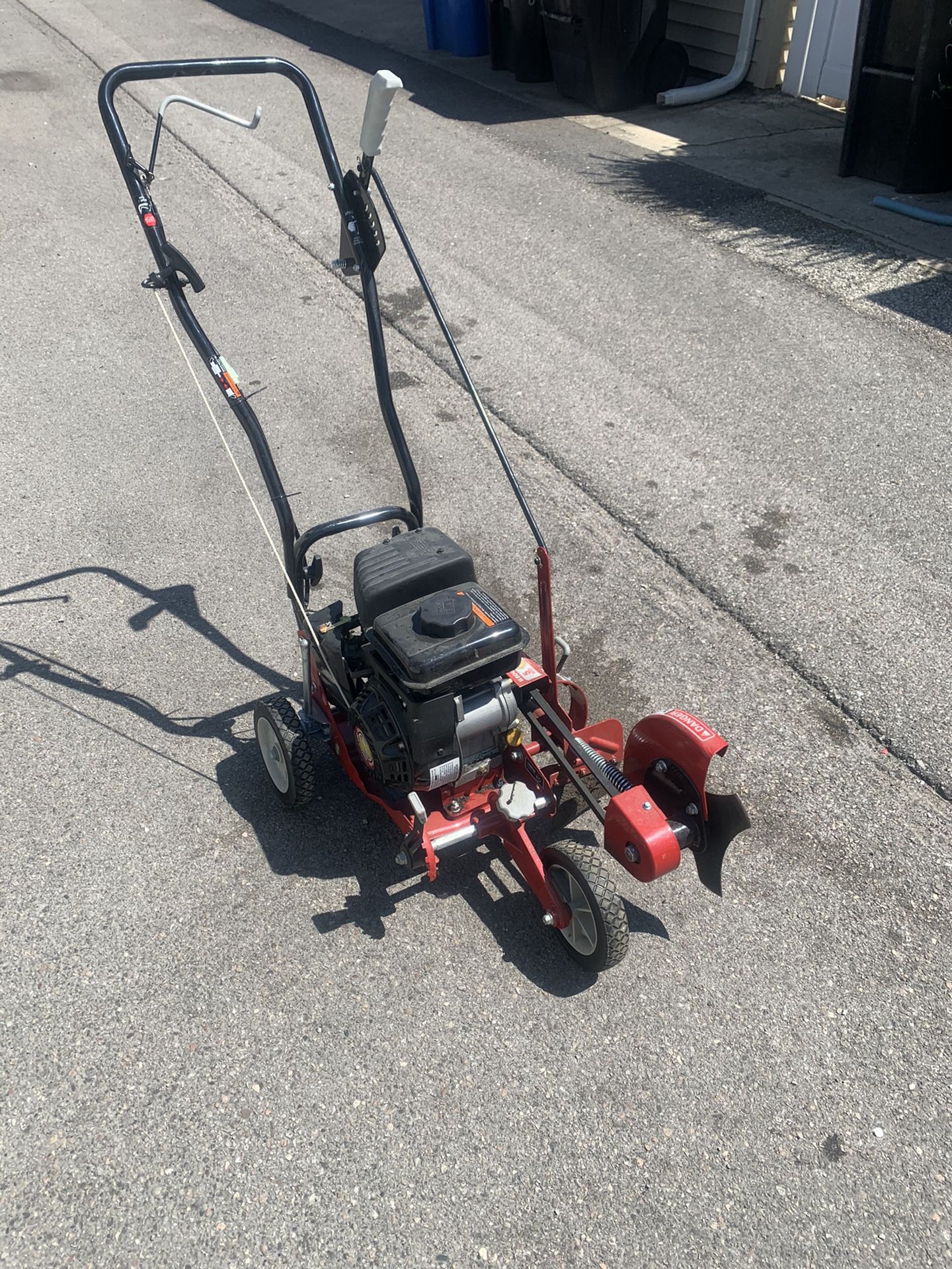 Southland Lawn Edger 79cc