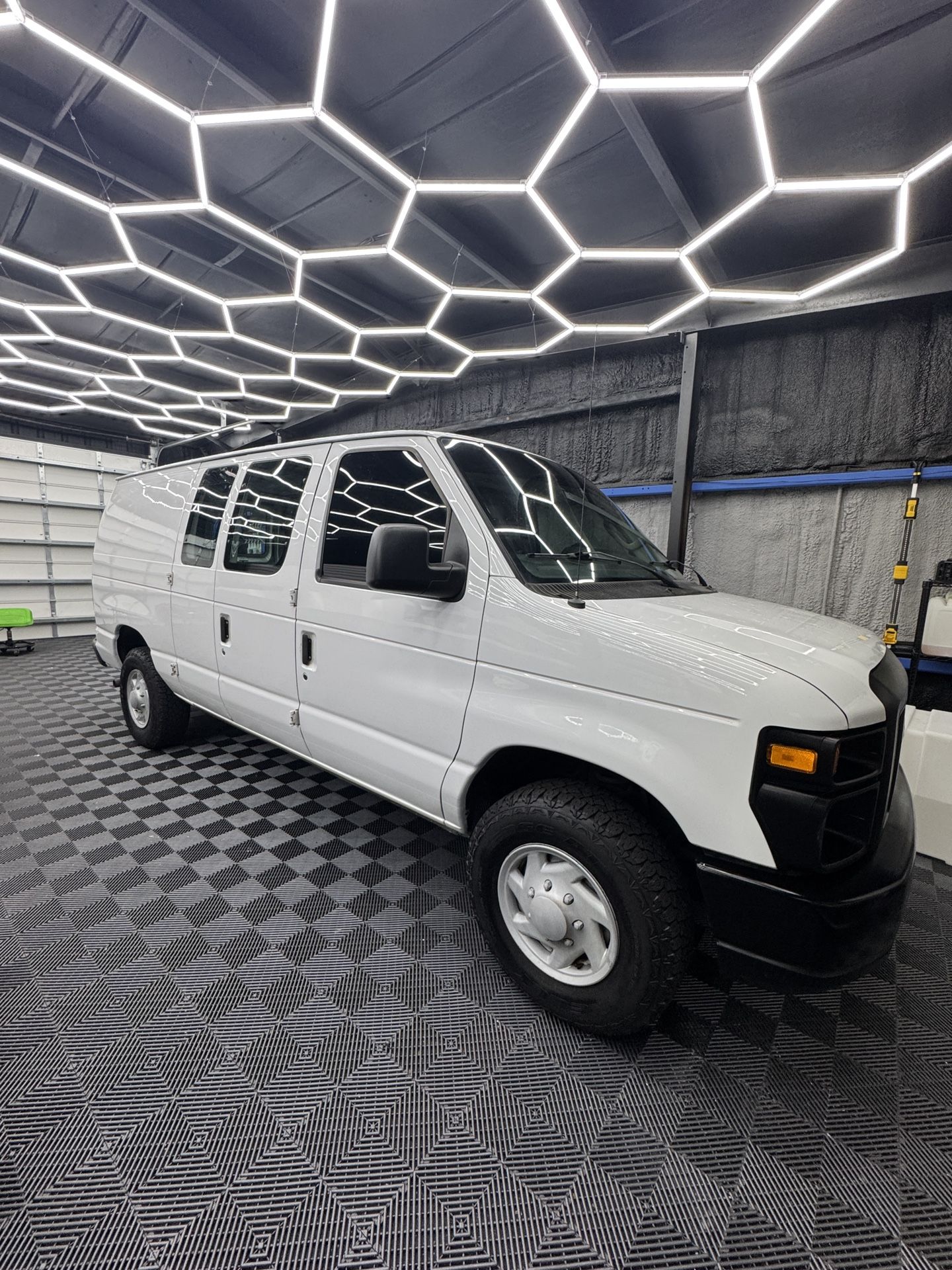 2012 Ford E-250