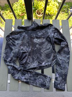 Backless long sleeve