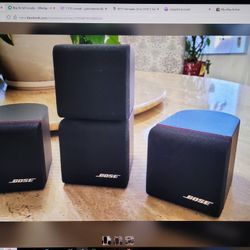 Speakers Bose 2 Single And 1 Double Cube