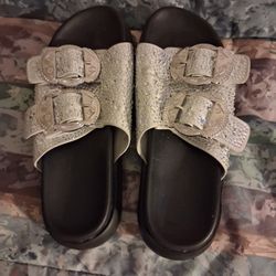 Cute Sandals Size 8
