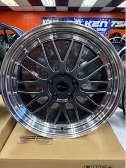 18” Vors Wheels 5x114.3 Hyper Black