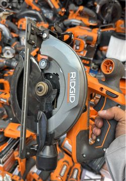 Ridgid 18v cordless 6-1/2 circular saw tool only