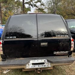 1999 GMC Suburban