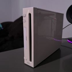 Nintendo Wii Console Bundle — 300GB Hard Drive Loaded (146+ Games)