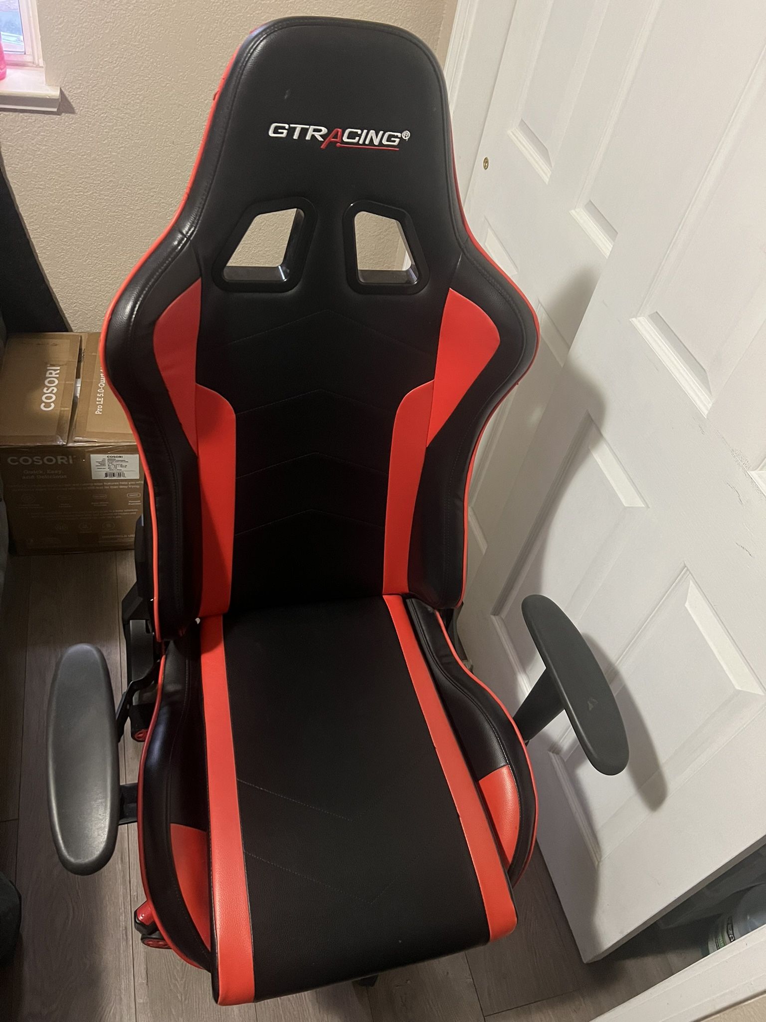 GT Racing gaming chair 