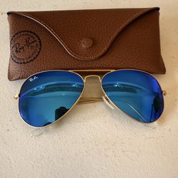 Blue Ray Ban Aviators
