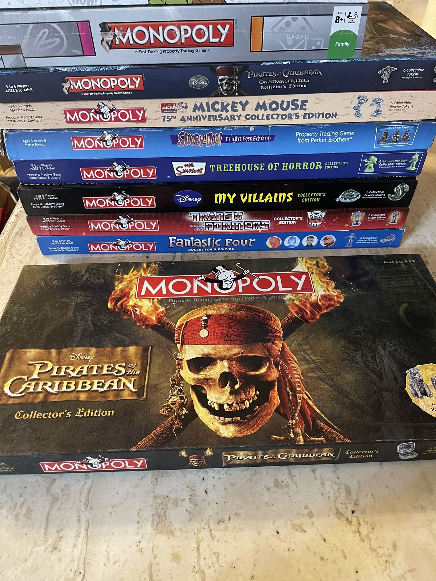 Monopoly: Pirates of the Caribbean Collector's edition