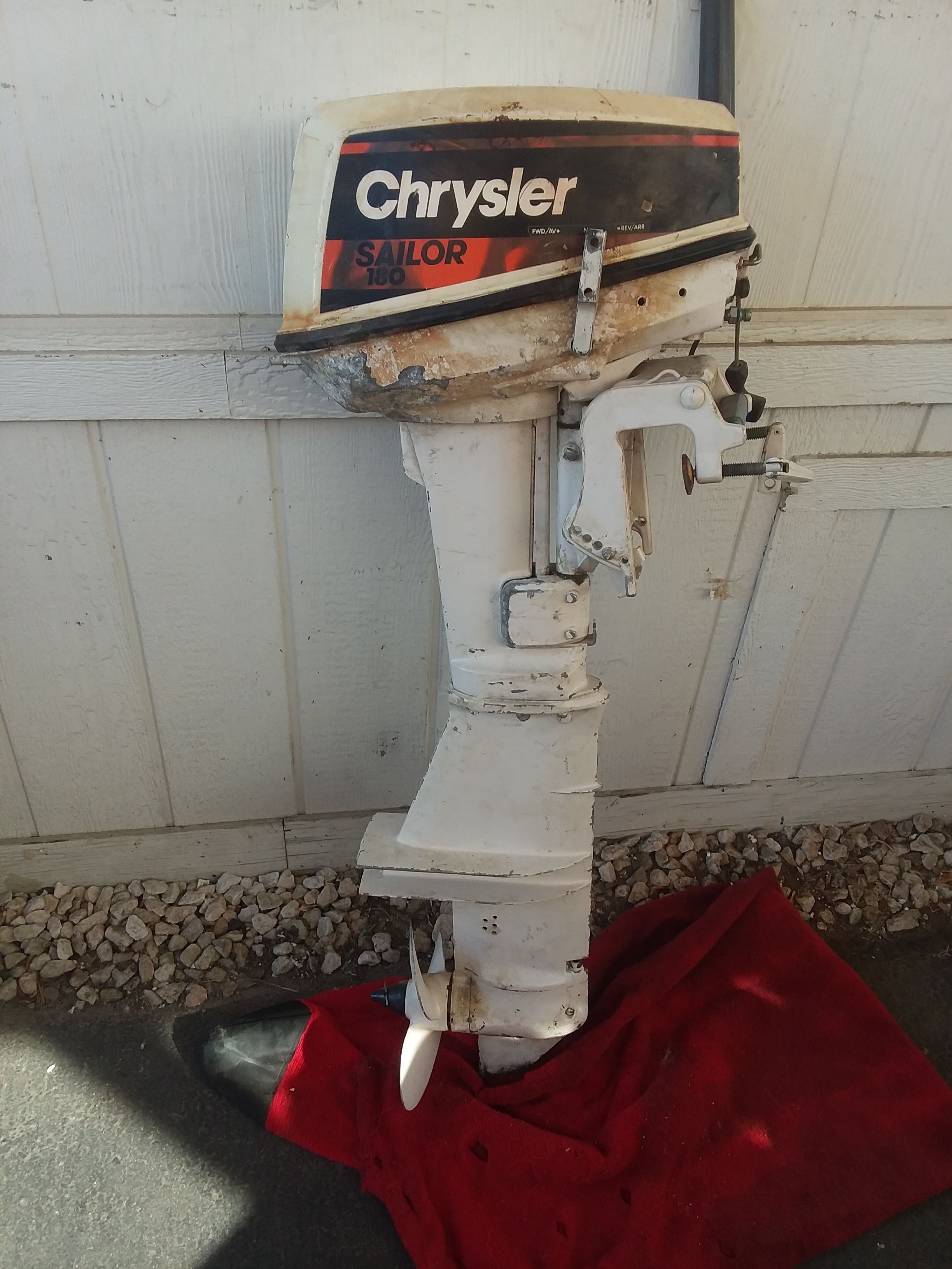 7.5 horsepower outboard motor Chrysler sailor 180