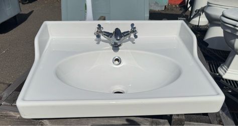 24” Vanity Sink with Faucet