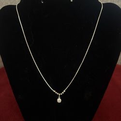 Never Use Silver Tone Necklace with a Diamond-like Penny 