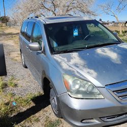 2006 Honda Odyssey Ex Mini Van 