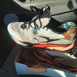 65$ Puma NIKE SIZE 10