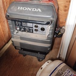 Honda Inverter EU3000is