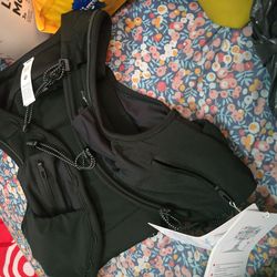 Lululemon trail running vest