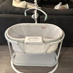 Fisher price baby bassinet