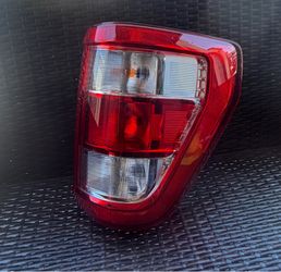 2021 2022 2023 Ford F-150 F150 Right Passenger Side Tail Light OEM