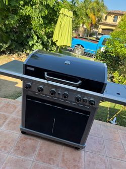 Gas grill