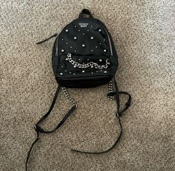Black VS Backpack
