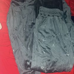 Hello Kitty Green Jumper Set/ Sweat Suit