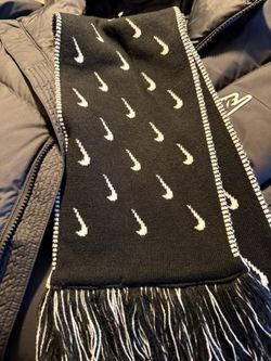 Nike Scarf