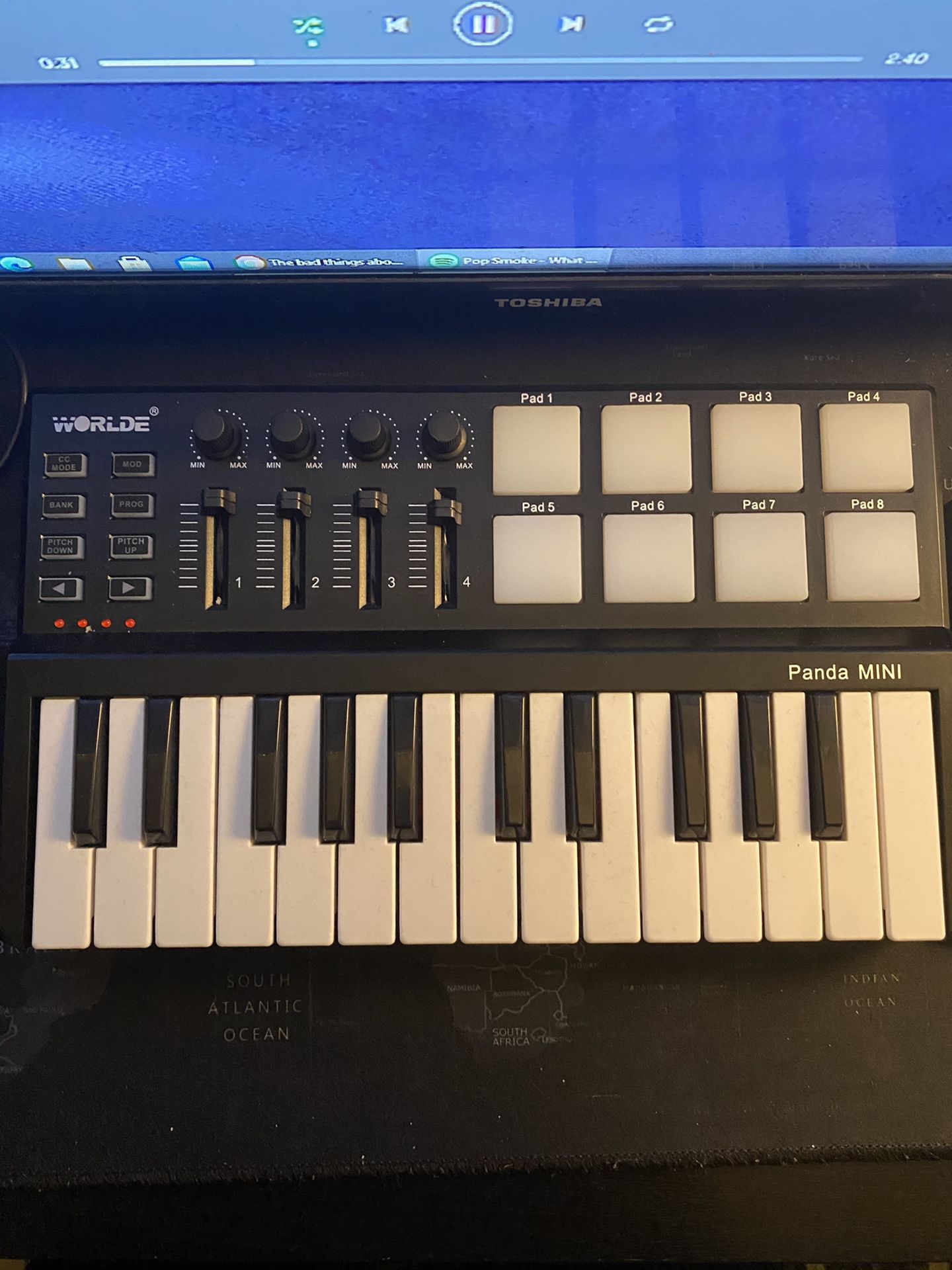 Worlde Panda Midi Keyboard