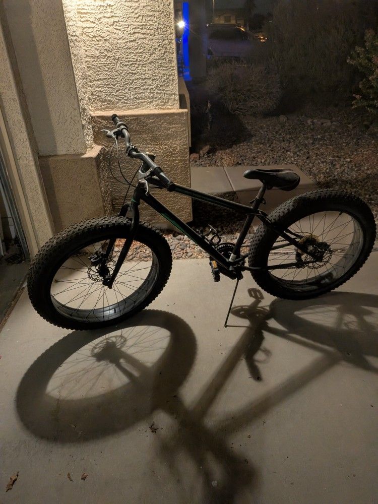 26" fat tire bike - Iron Horse porter