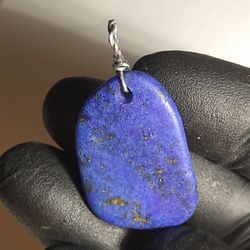 Natural high grade lapis lazuli pendant 