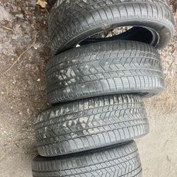 275-50-20 Set Of Tires 