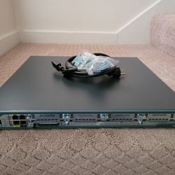 Cisco 2811 Router