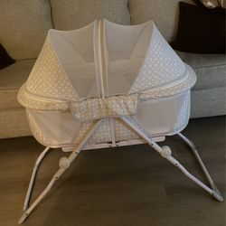 Delta Bassinet 