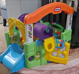 Toy house