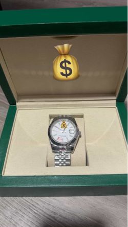 LUXURY BRAND WATCH BRAND NEW