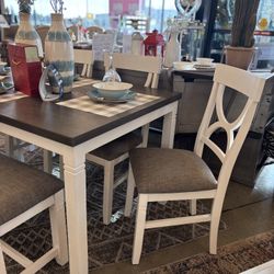 Beautiful Dining Table Set 