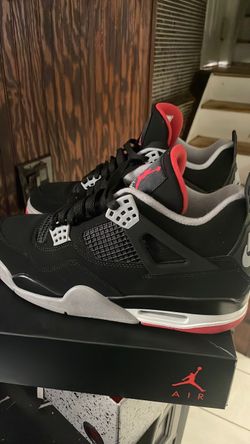 Air Jordan 4 Bred Sneakers