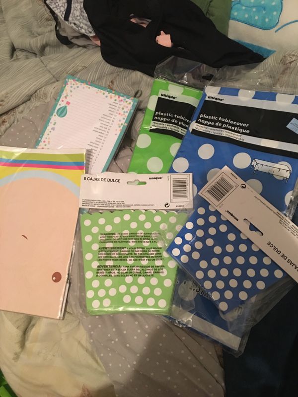 Two Baby Shower Games 2 Table Covers And 2 Treat Boxes Matching Two Baby Shower Games 2 Table Covers And 2 Treat Boxes Matching