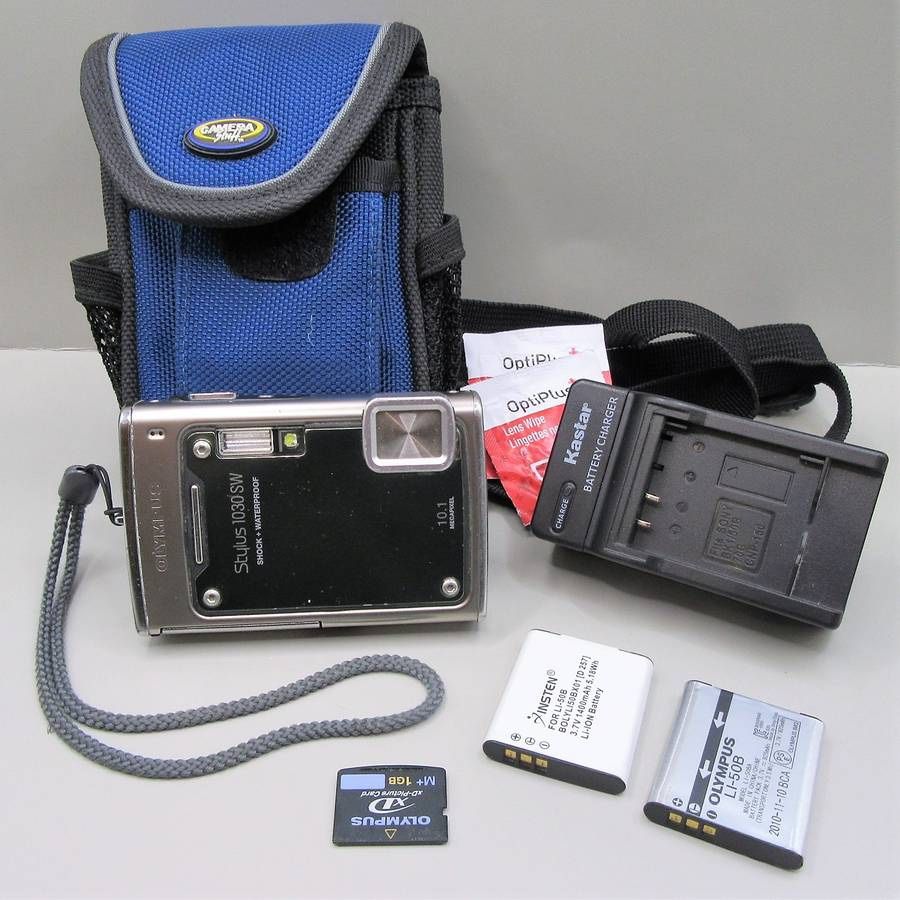 Olympus Stylus 1030SW 10.1 MP Digital Camera Case Charger TESTED
