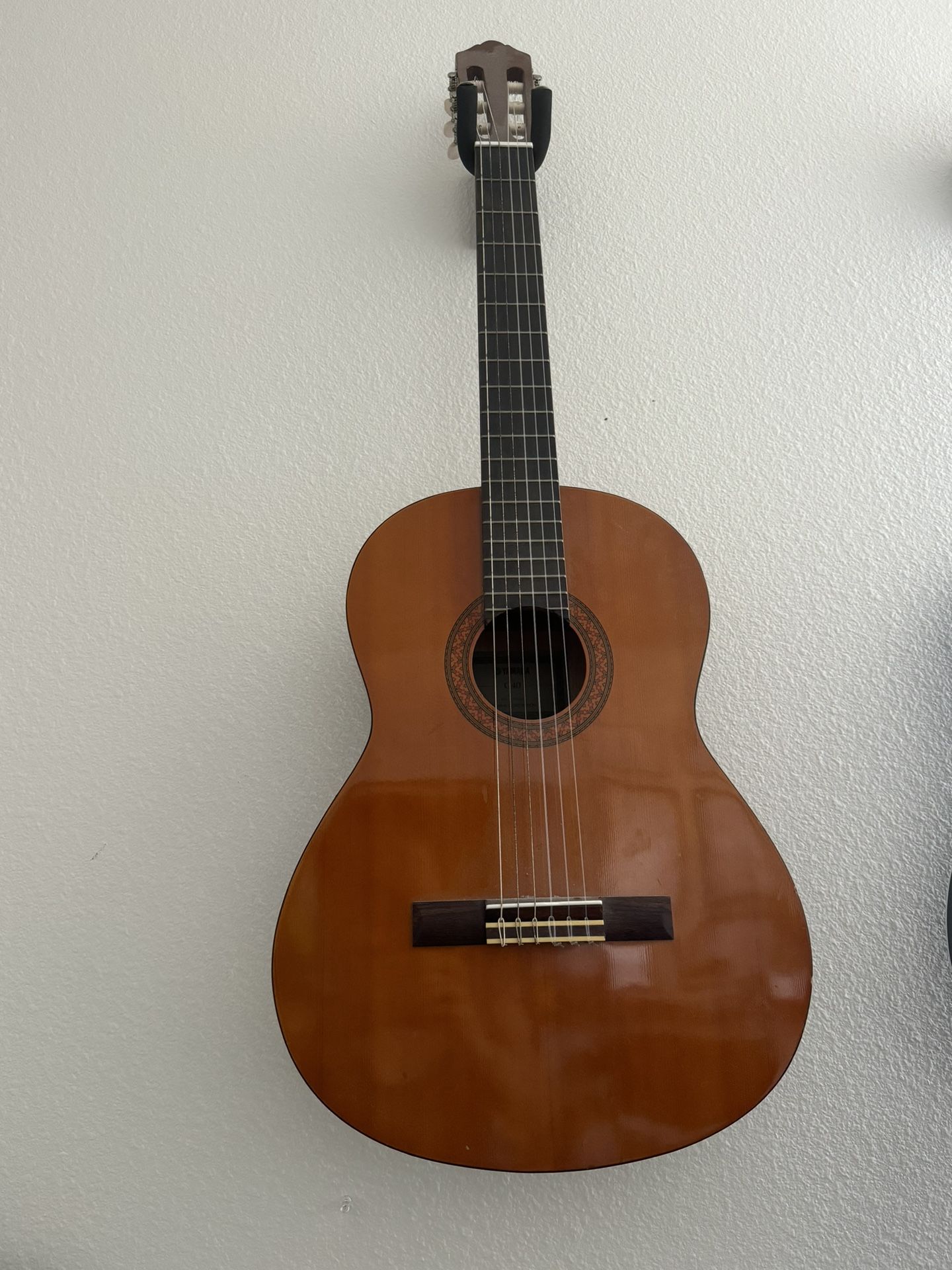 Brown Acoustic guitar (Right-Handed)