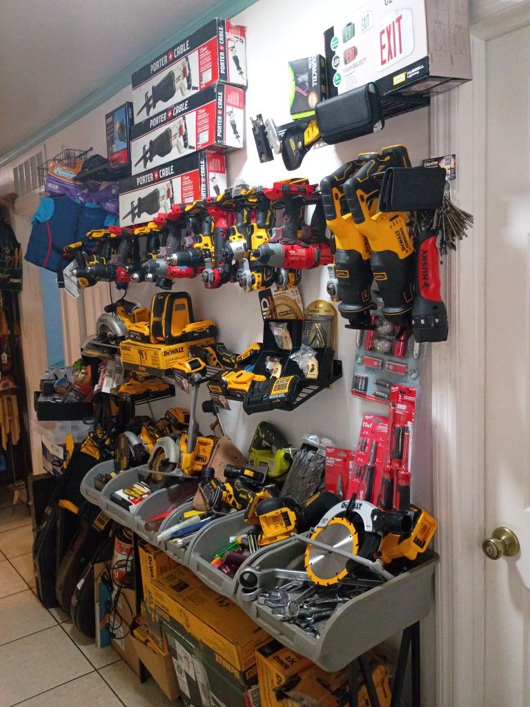 DeWalt / Craftsman/Porter-cable And More Mostly Brand New